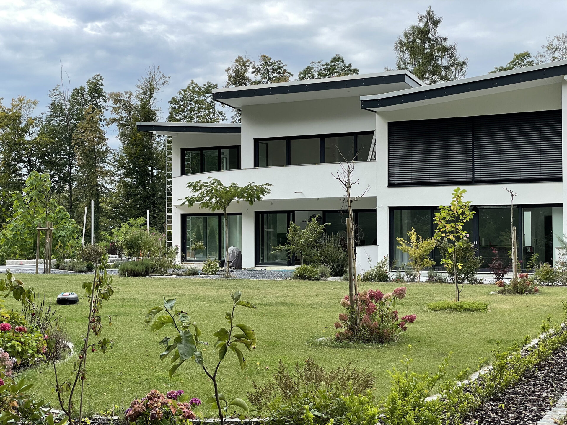 Villa Pultdach Luxus